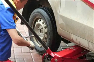 青岛附近拖车24小时服务热线电话