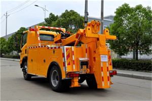 青岛高速路拖车费